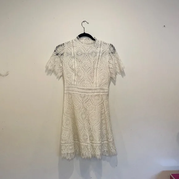 BB Dakota Dresses Nwt Bb Dakota Lace Scalloped Dress Poshmark